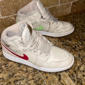 Air Jordan Kids 1 Mid Utility 'Fleece | Size 7Y